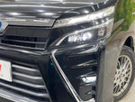 VOXY HYBRID