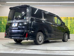 VOXY HYBRID