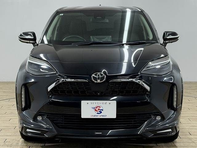 YARIS CROSS