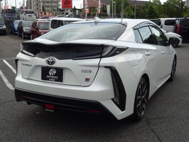 PRIUS PHV