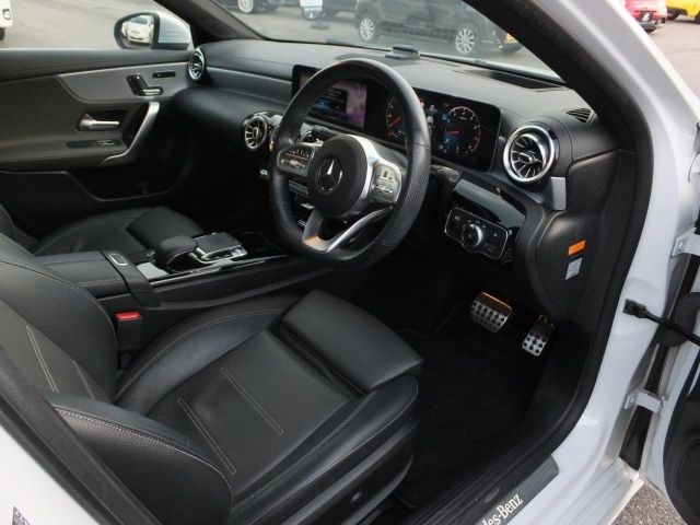 MERCEDES BENZ A class sedan