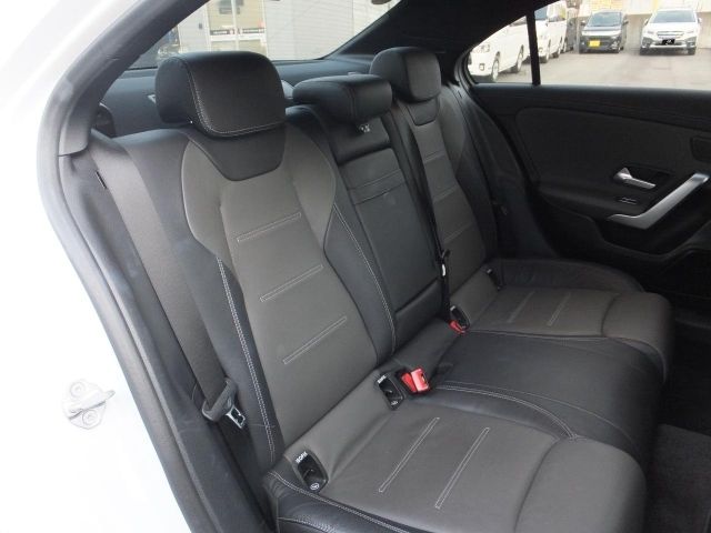 MERCEDES BENZ A class sedan