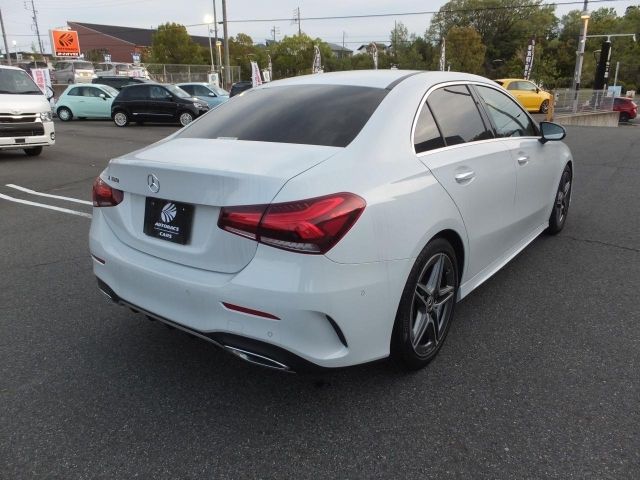MERCEDES BENZ A class sedan