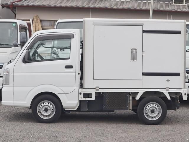 CARRY truck