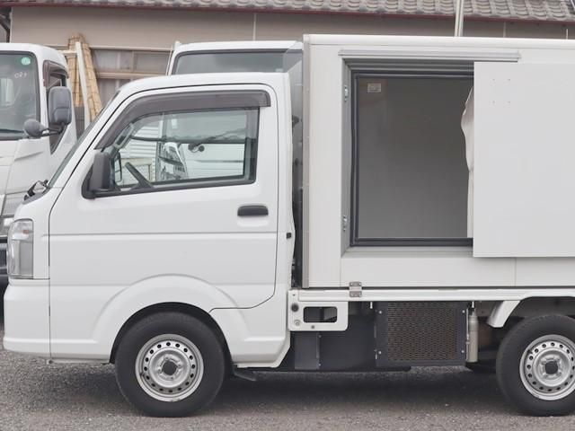 CARRY truck