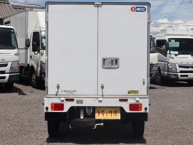 MINICAB truck