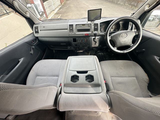 HIACE van 4WD