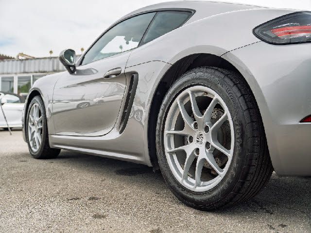 PORSCHE 718CAYMAN