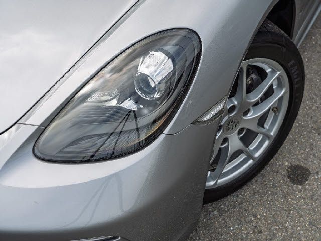 PORSCHE 718CAYMAN