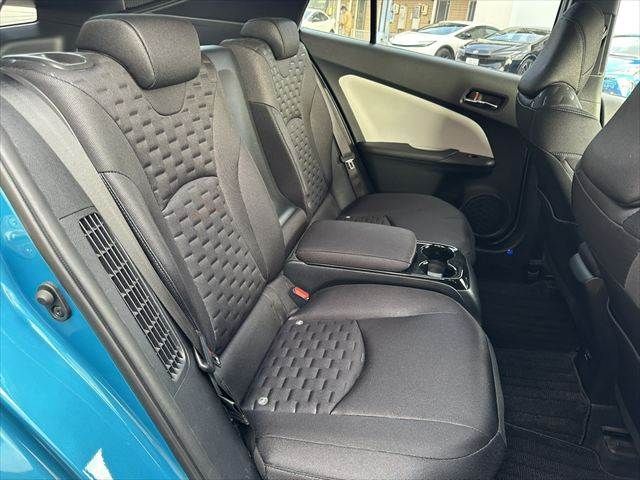 PRIUS PHV
