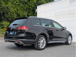 VOLKSWAGEN GOLF Alltrack