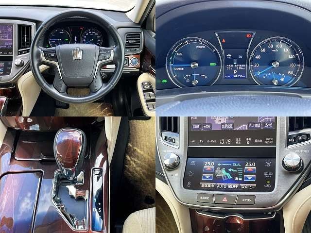 CROWN sedan hybrid