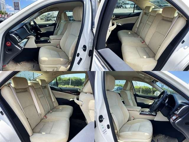 CROWN sedan hybrid
