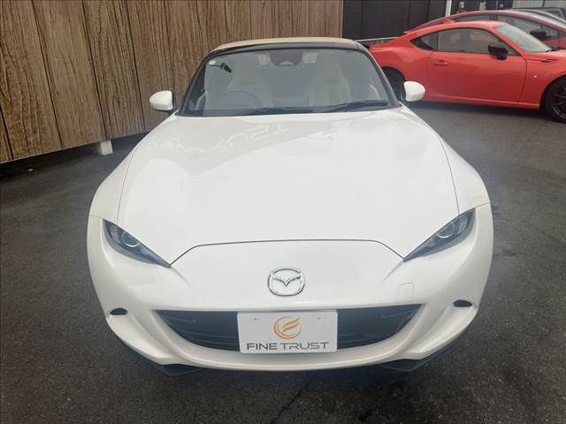 ROADSTER