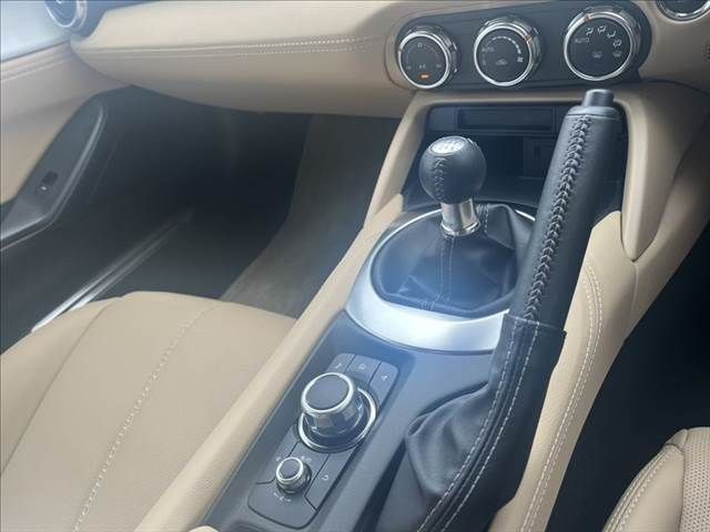 ROADSTER