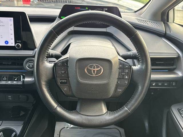 PRIUS 4WD