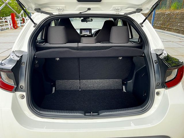 YARIS HYBRID