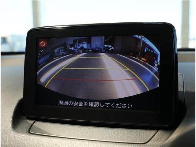 MAZDA2