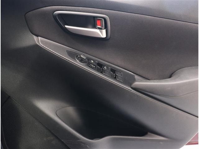MAZDA2