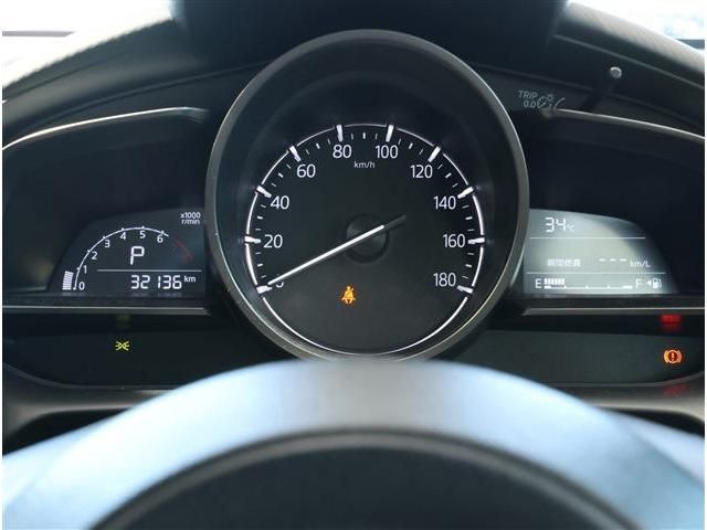 MAZDA2