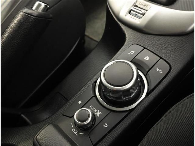 MAZDA2