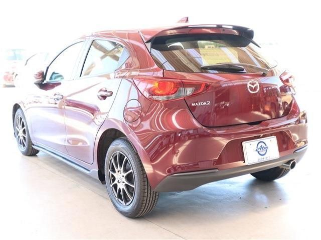MAZDA2