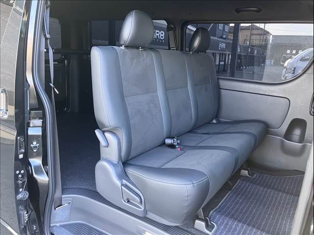 HIACE van 4WD