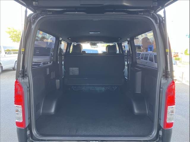 HIACE van 4WD