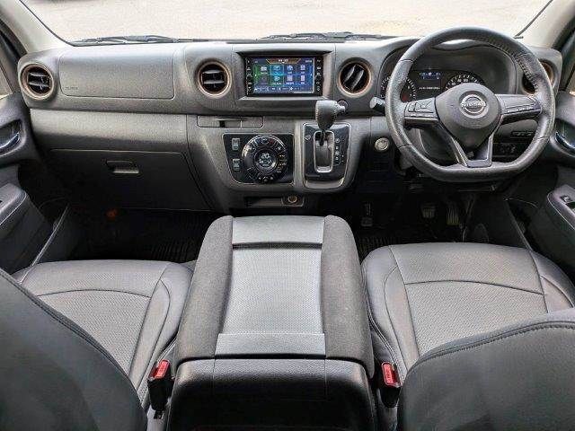 CARAVAN van 2WD