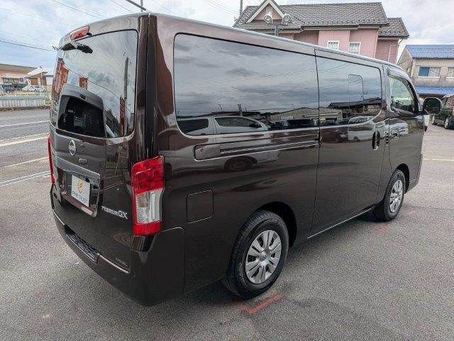 CARAVAN van 2WD