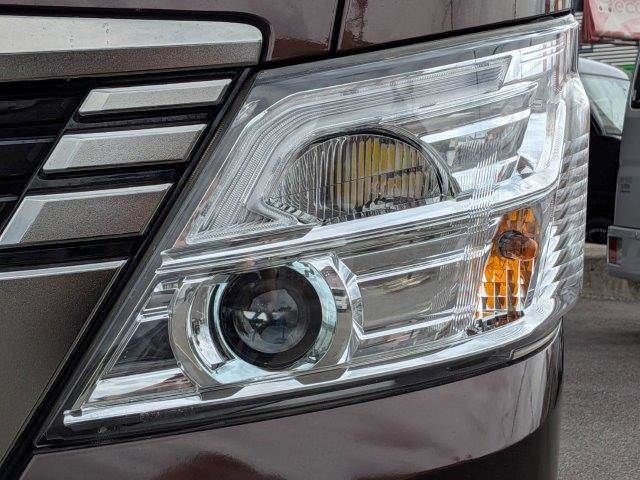 CARAVAN van 2WD