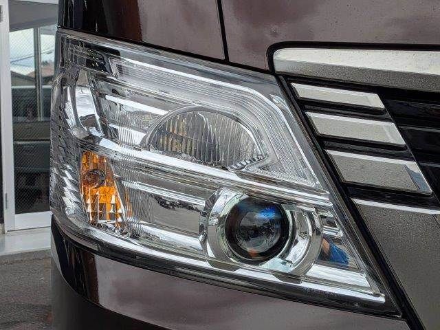CARAVAN van 2WD