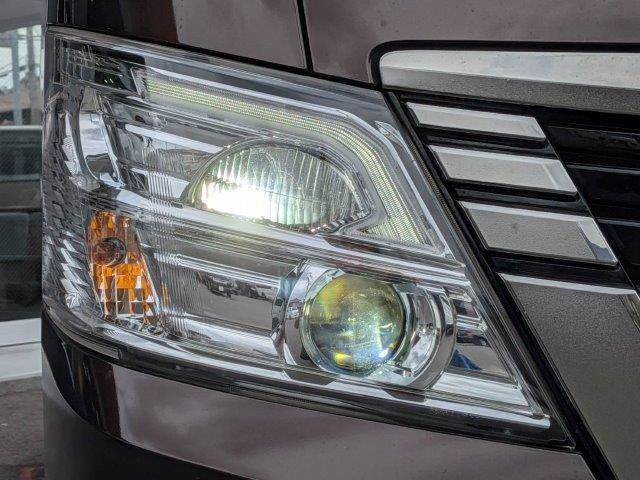 CARAVAN van 2WD