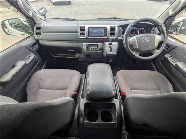 HIACE van 4WD