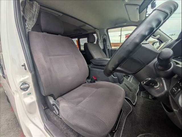 HIACE van 4WD