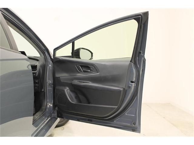 PRIUS 4WD