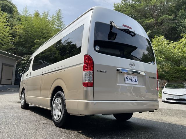 HIACE wagon