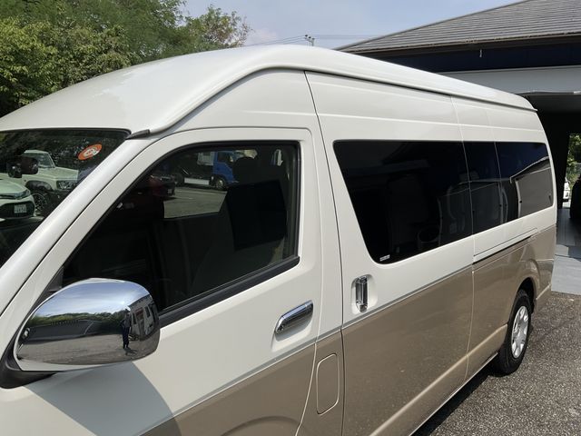 HIACE wagon
