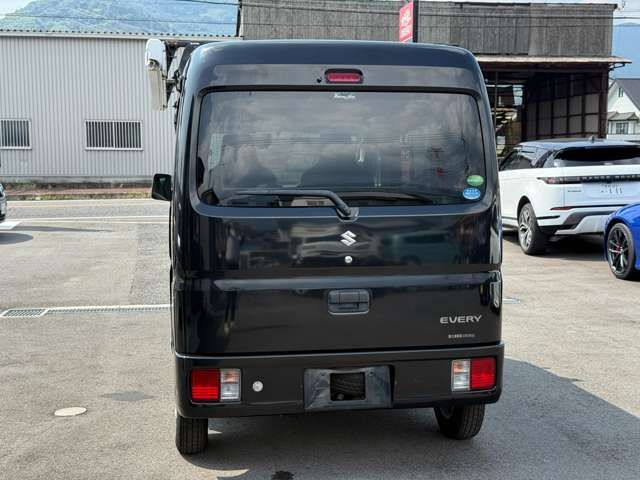 EVERY van 4WD
