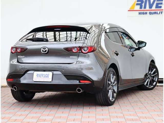 MAZDA3 FASTBACK