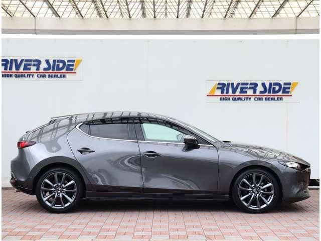 MAZDA3 FASTBACK