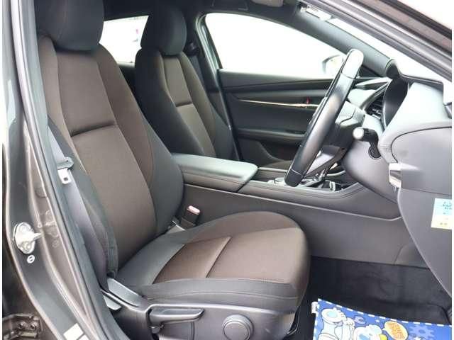 MAZDA3 FASTBACK