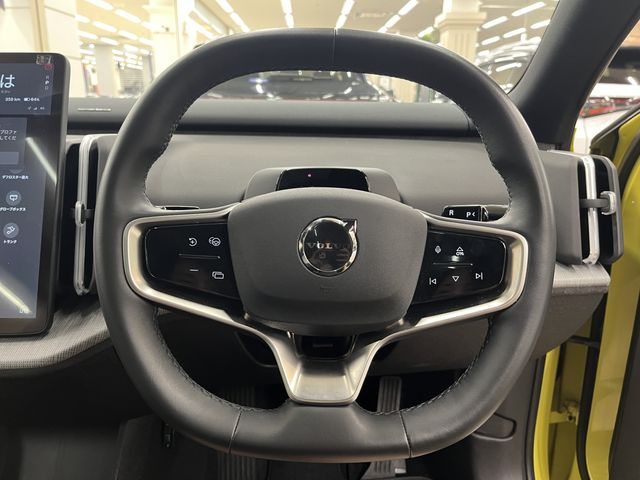 VOLVO EX30