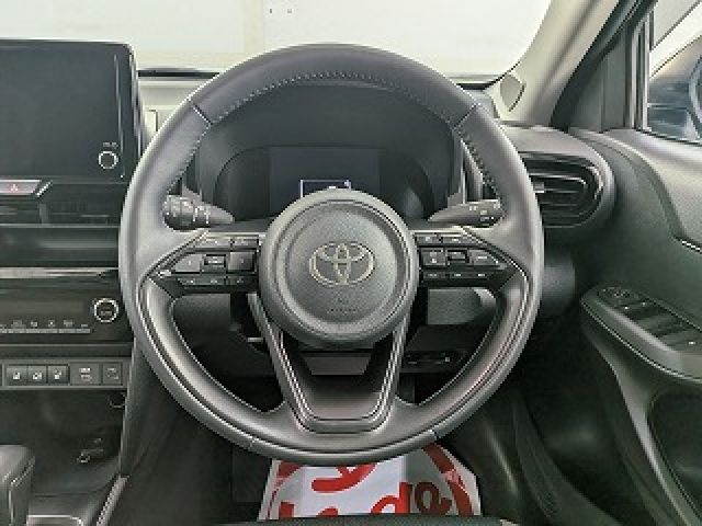 YARIS CROSS HYBRID