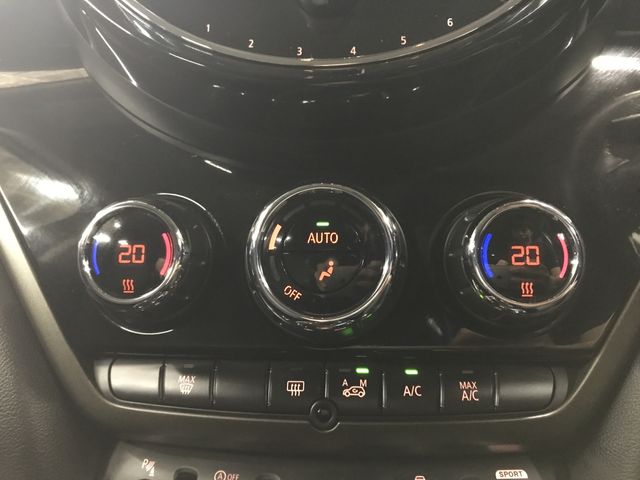MINI COOPER D CROSSOVER