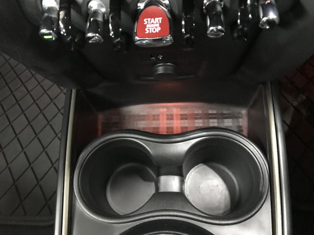 MINI COOPER D CROSSOVER