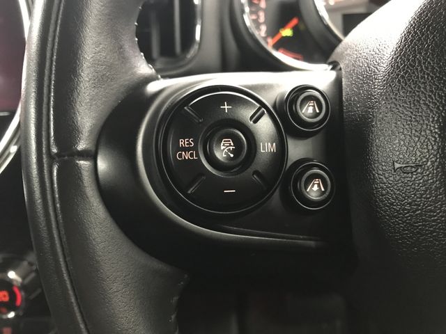 MINI COOPER D CROSSOVER