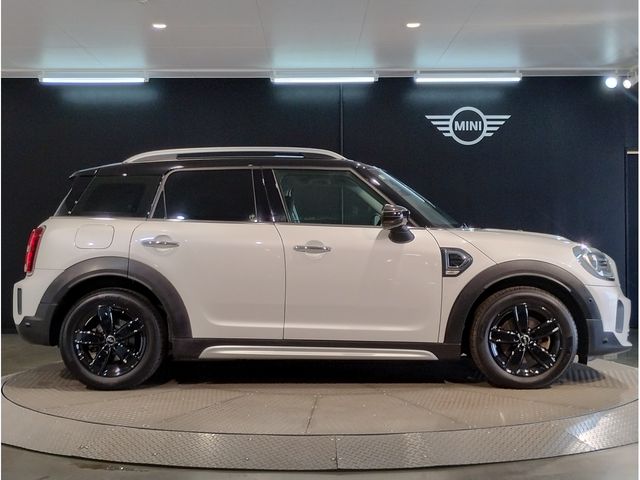 MINI COOPER D CROSSOVER