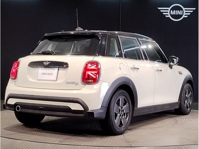 MINI COOPER D 5DOOR