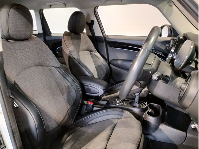MINI COOPER D 5DOOR